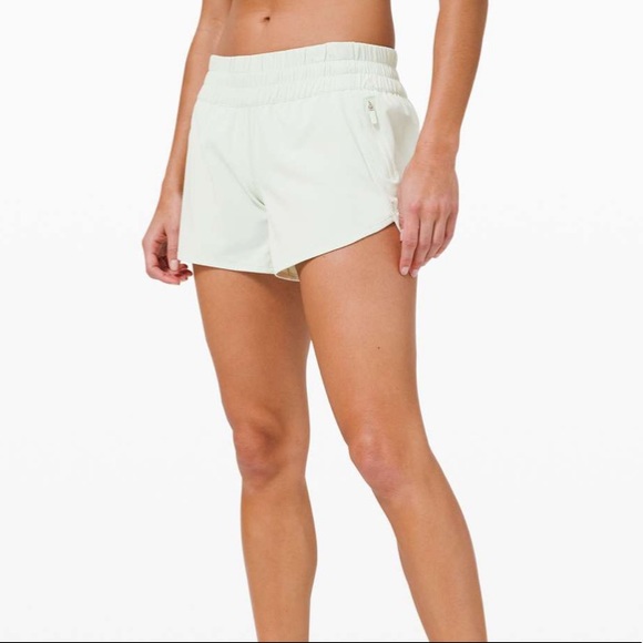 NWOT Lululemon Springtime Tracker Shorts 4” Size 4 - Picture 9 of 12